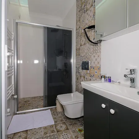 Dusler Vadisi Kazdaglari Hotel Edremit (Balikesir)