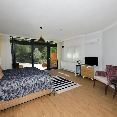 Dusler Vadisi Kazdaglari Hotel Edremit (Balikesir)